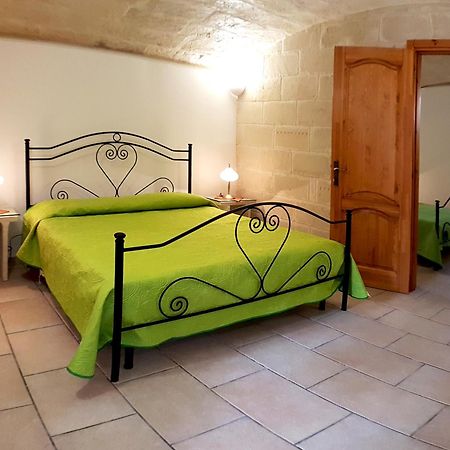 Oikia Vacanze Uggiano La Chiesa Casa Dante Luaran gambar
