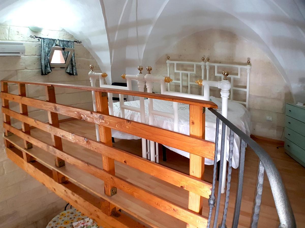 Oikia Vacanze Uggiano La Chiesa Casa Dante Luaran gambar